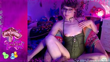 showing my boobs to men in my livestream chat (seekahsoul cam model)